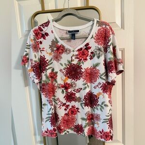 Karen Scott Floral Print Short Sleeve Top - Red and White